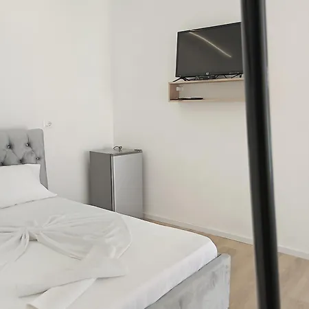 公寓 Lion's Vlorë